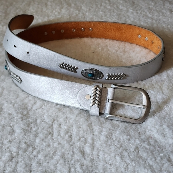 Silver leather mat statement belt blue  rhinestones - Picture 1 of 4